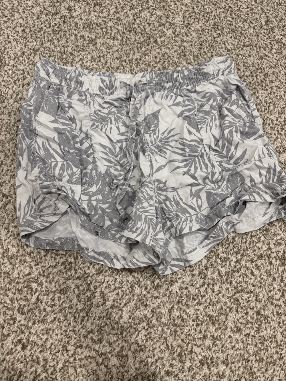 C&C California Gray Leaf-Print Athletic Shorts